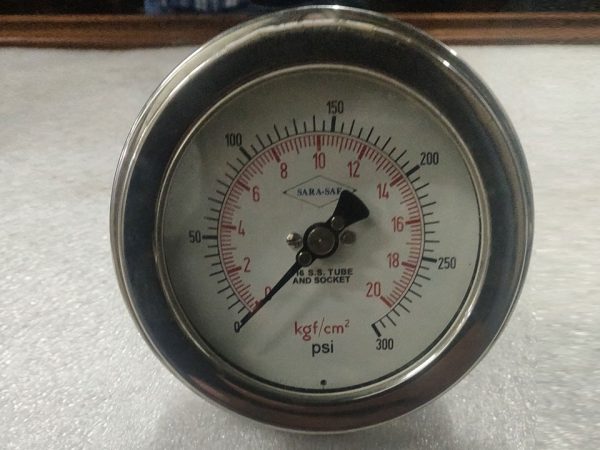 GAUGE,DIRECT READING DUALFACE,4" FACE,0-300 PSI/21