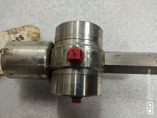 VALVE 3 - WAY, 2 - POS , NC, PILOT HYDRAULIC.